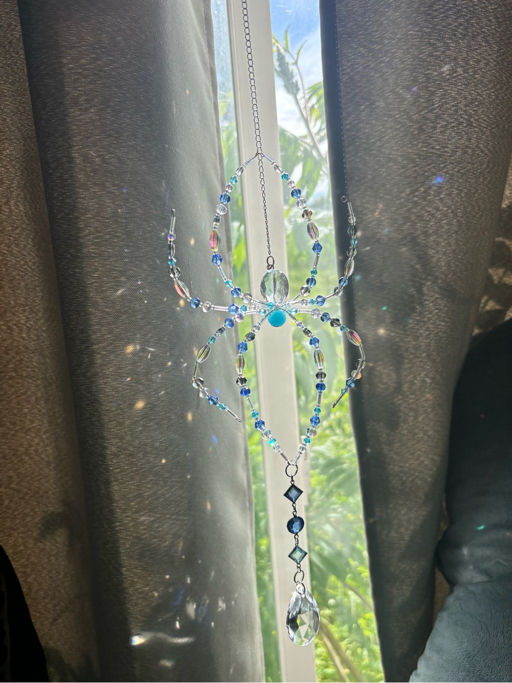 Crystal beaded spider suncatcher. - Picture 6 of 13